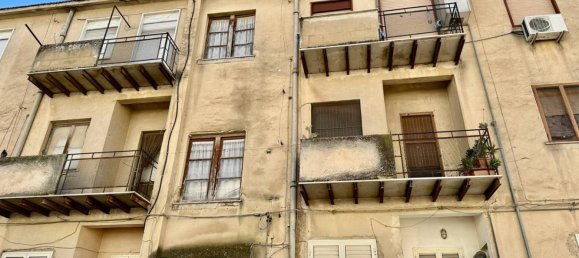 2 bedrooms Apartment in Canicattì, Italy No. 127481 12