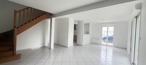 4 bedrooms House in Sorigny, France No. 56909 10