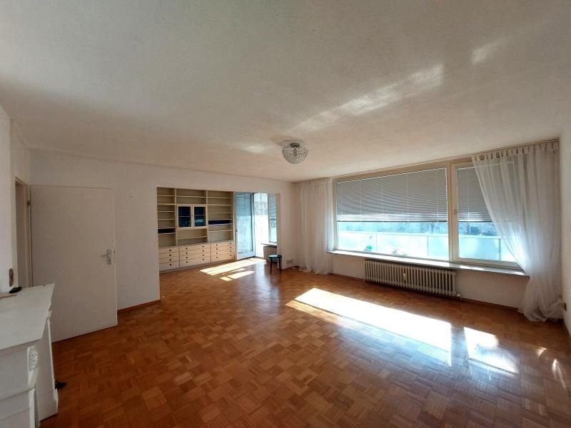 4 rooms Apartment in Augsburg, Germany No. 4764