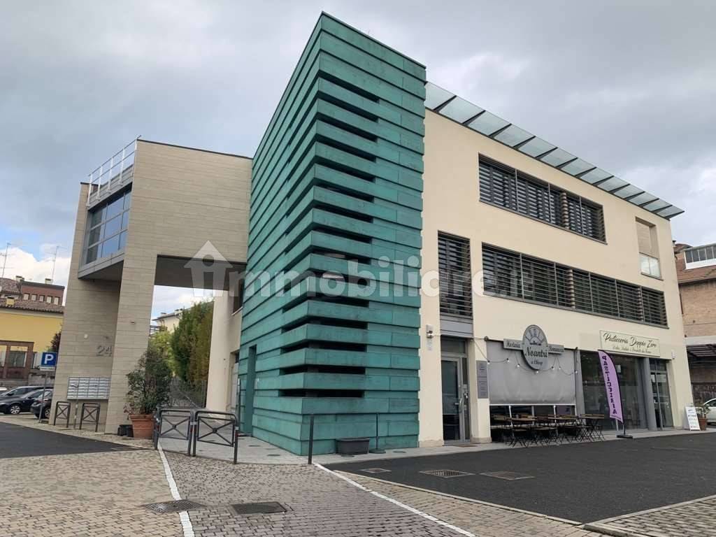 2 rooms Office in Carpi, Italy No. 88577