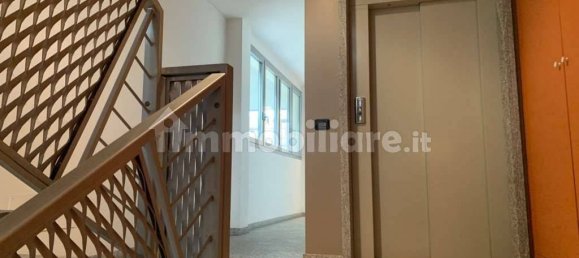 2 rooms Office in Carpi, Italy No. 88577 3