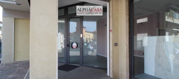 Propiedad comercial de 1 habitación en Osio Sopra, Italy No. 282337 4