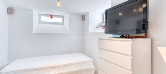 2 bedrooms House in Lisbon, Portugal No. 125377 19