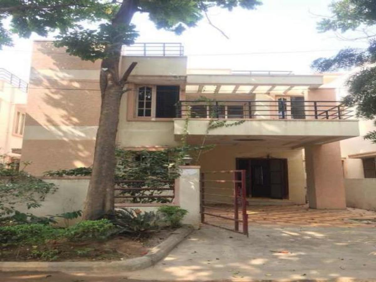 3 bedrooms House in Hyderabad, India No. 3146