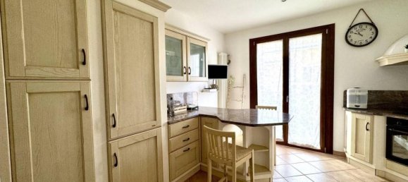 Penthouse de 3 divisões em Parma, Italy N.º 23850 25