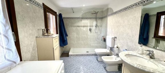 Penthouse de 3 divisões em Parma, Italy N.º 23850 10