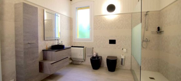 4 bedrooms Villa in Novellara, Italy No. 332188 18