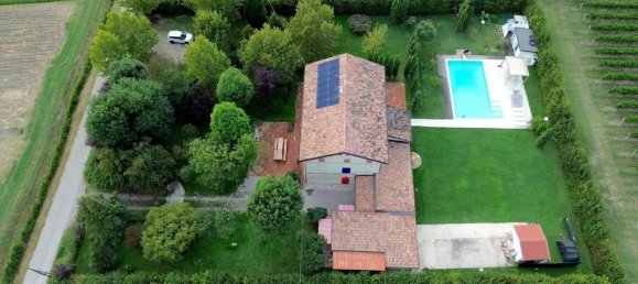 4 bedrooms Villa in Novellara, Italy No. 332188 3