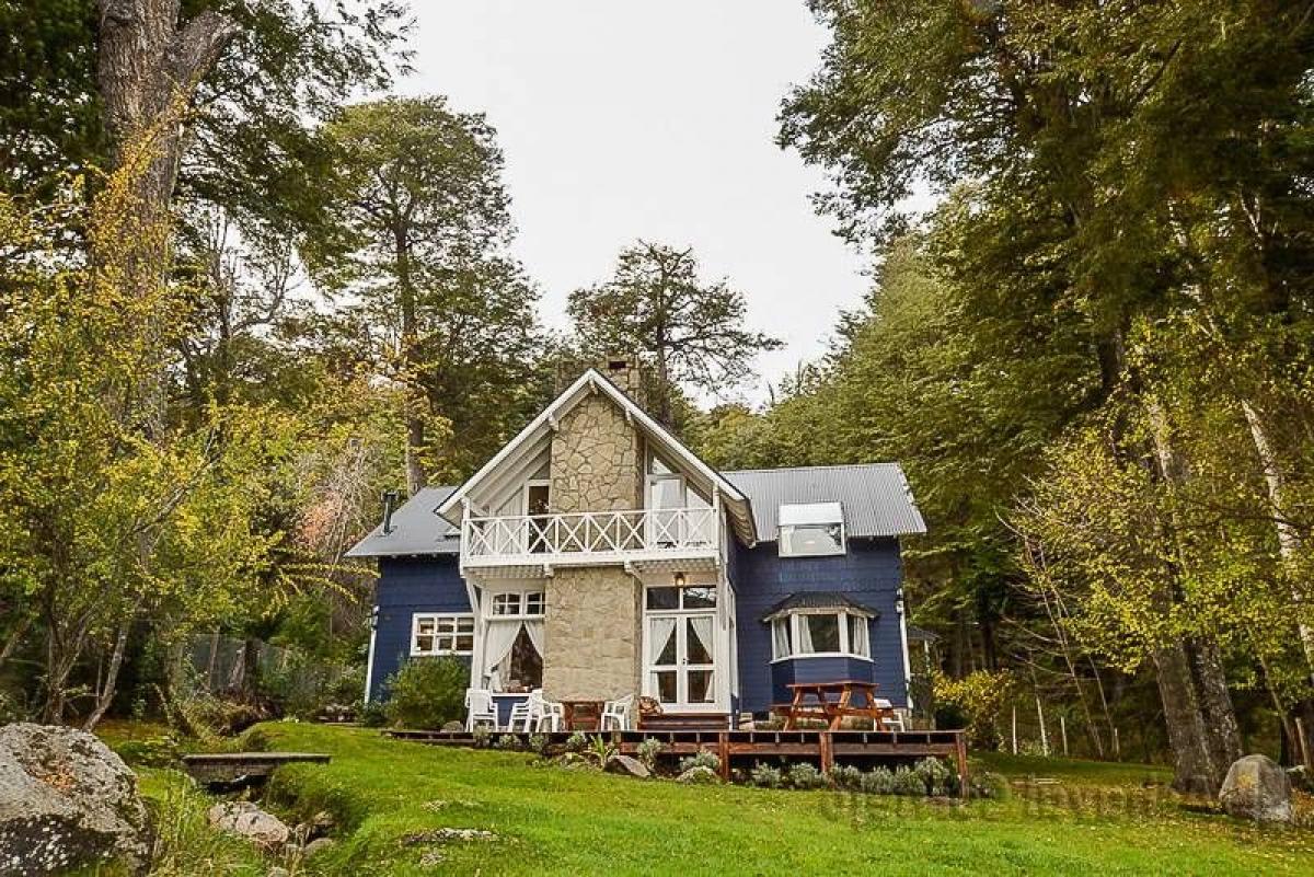 5 bedrooms House in San Carlos de Bariloche, Argentina No. 54122