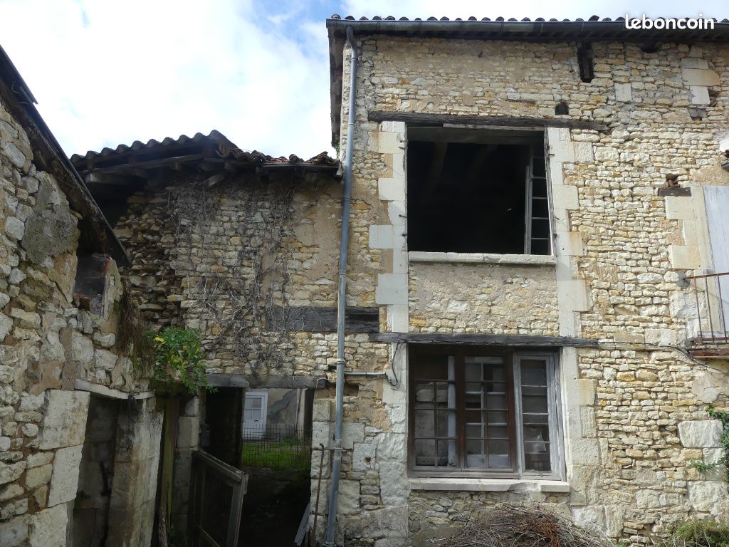 2 Schlafzimmer Haus in Richelieu, France, Nr. 84993