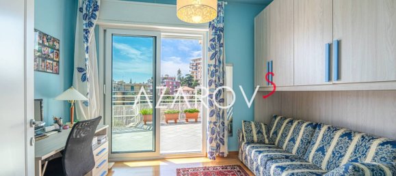 4 Schlafzimmer Penthouse in Sanremo, Italy, Nr. 105335 16