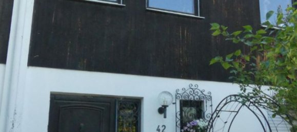 5 rooms Townhouse in Erlangen-Hochstadt, Germany No. 264456 2