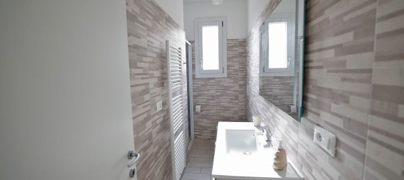 2 Schlafzimmer Wohnung in Comacchio, Italy, Nr. 380729 6