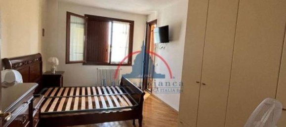 3-salle Appartement à Covo, Italy No. 37281 29