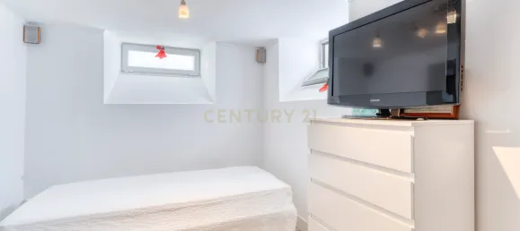 2 bedrooms Villa in Lisbon, Portugal No. 125379 5