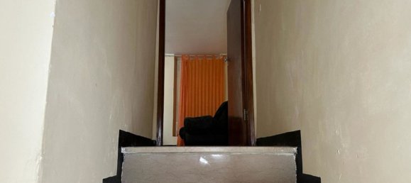 4 rooms House in Roccamorice, Italy No. 123153 10