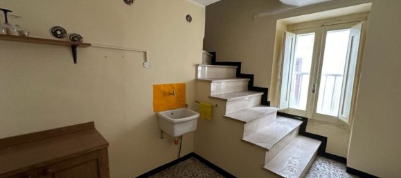 4 rooms House in Roccamorice, Italy No. 123153 16