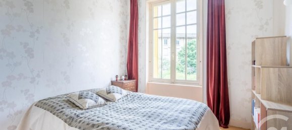 5 bedrooms House in Chatel-Guyon, France No. 204384 11