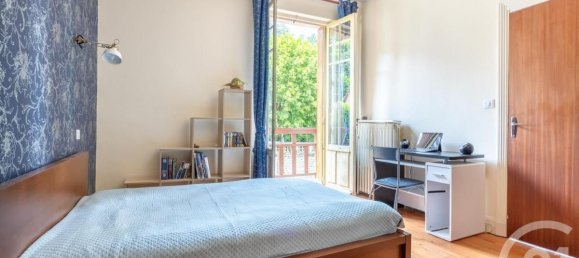 5 bedrooms House in Chatel-Guyon, France No. 204384 12