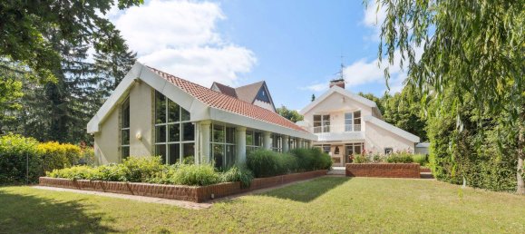 7 rooms Villa in Lower Saxony, Germany No. 244427 3