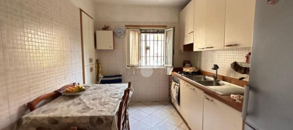 2 rooms Apartment in Naples, Italy No. 261121 5