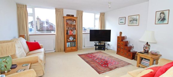 4 bedrooms Townhouse in Beckenham, United Kingdom No. 1134 4