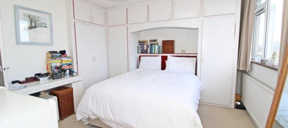 4 bedrooms Townhouse in Beckenham, United Kingdom No. 1134 8