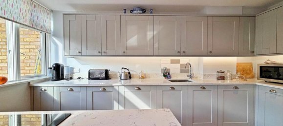 4 bedrooms Townhouse in Beckenham, United Kingdom No. 1134 3