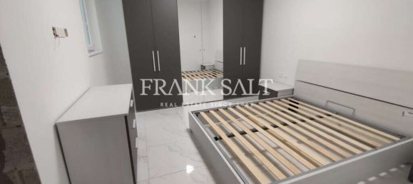 Apartamento de 3 dormitorios en Siggiewi, Malta No. 8158 4