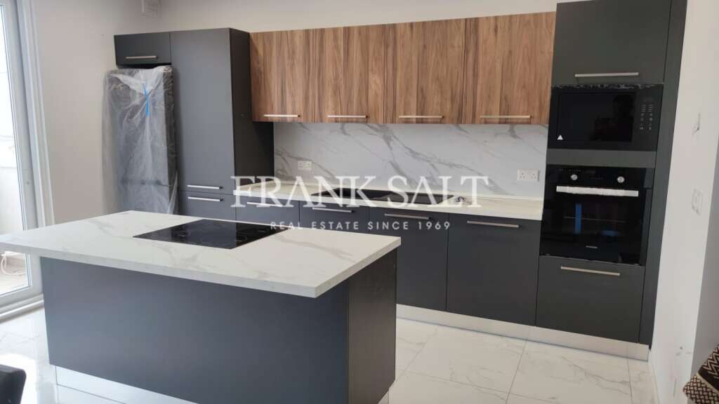 Apartamento de 3 dormitorios en Siggiewi, Malta No. 8158