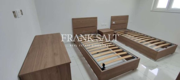 Apartamento de 3 dormitorios en Siggiewi, Malta No. 8158 5