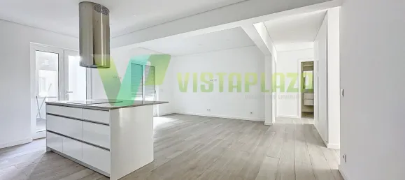 3 bedrooms Apartment in Portimao, Portugal No. 39315 2