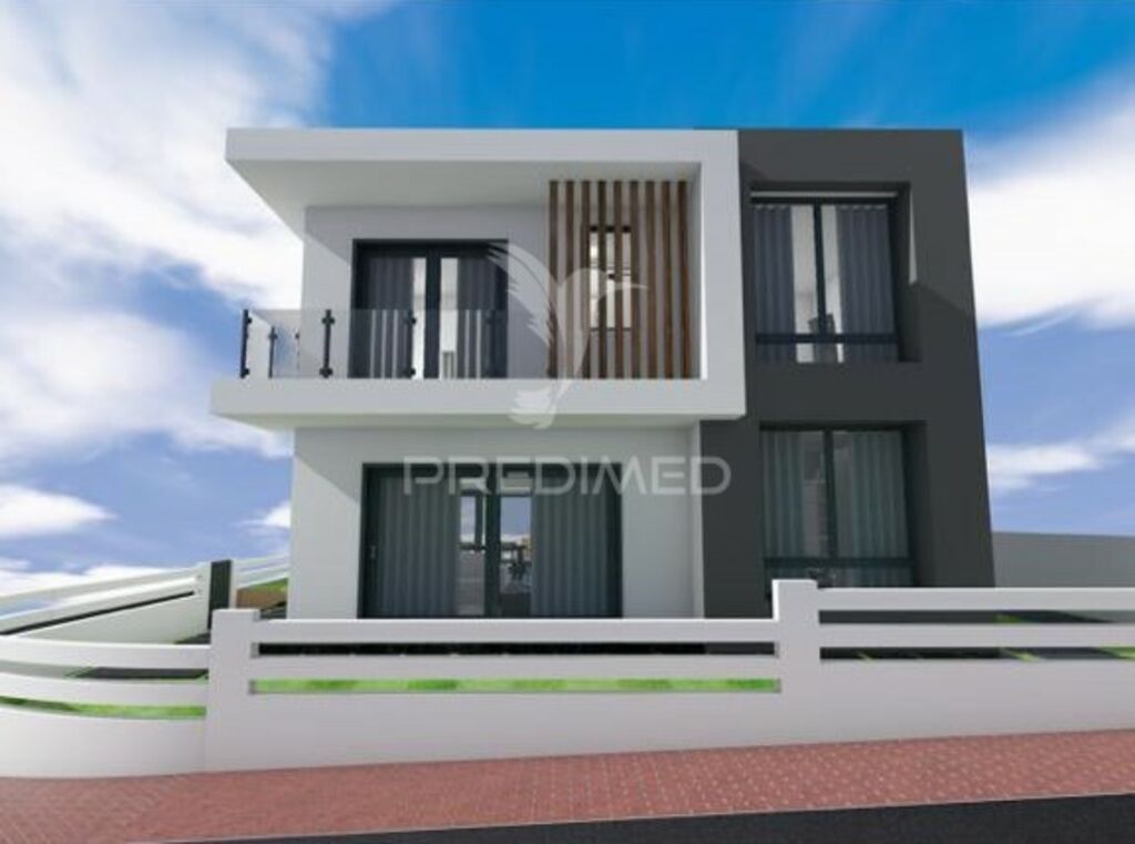 310m² Land in Seixal, Portugal No. 78441