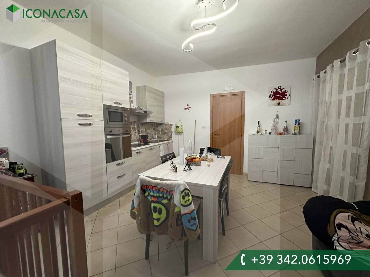 3غرفة شقة في Bitonto, Italy رقم 21924