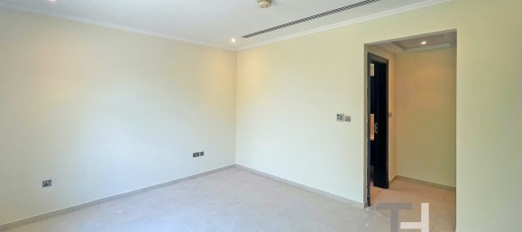 Villa de 4 dormitorios en Jumeirah Park, UAE No. 28686 8