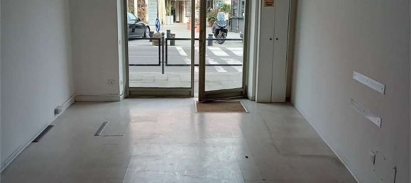 Imóvel comercial em Sarzana, Italy 50 m² N.º 211411 6