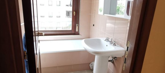 5 bedrooms Apartment in Rome, Italy No. 377768 9