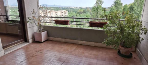 5 bedrooms Apartment in Rome, Italy No. 377768 11