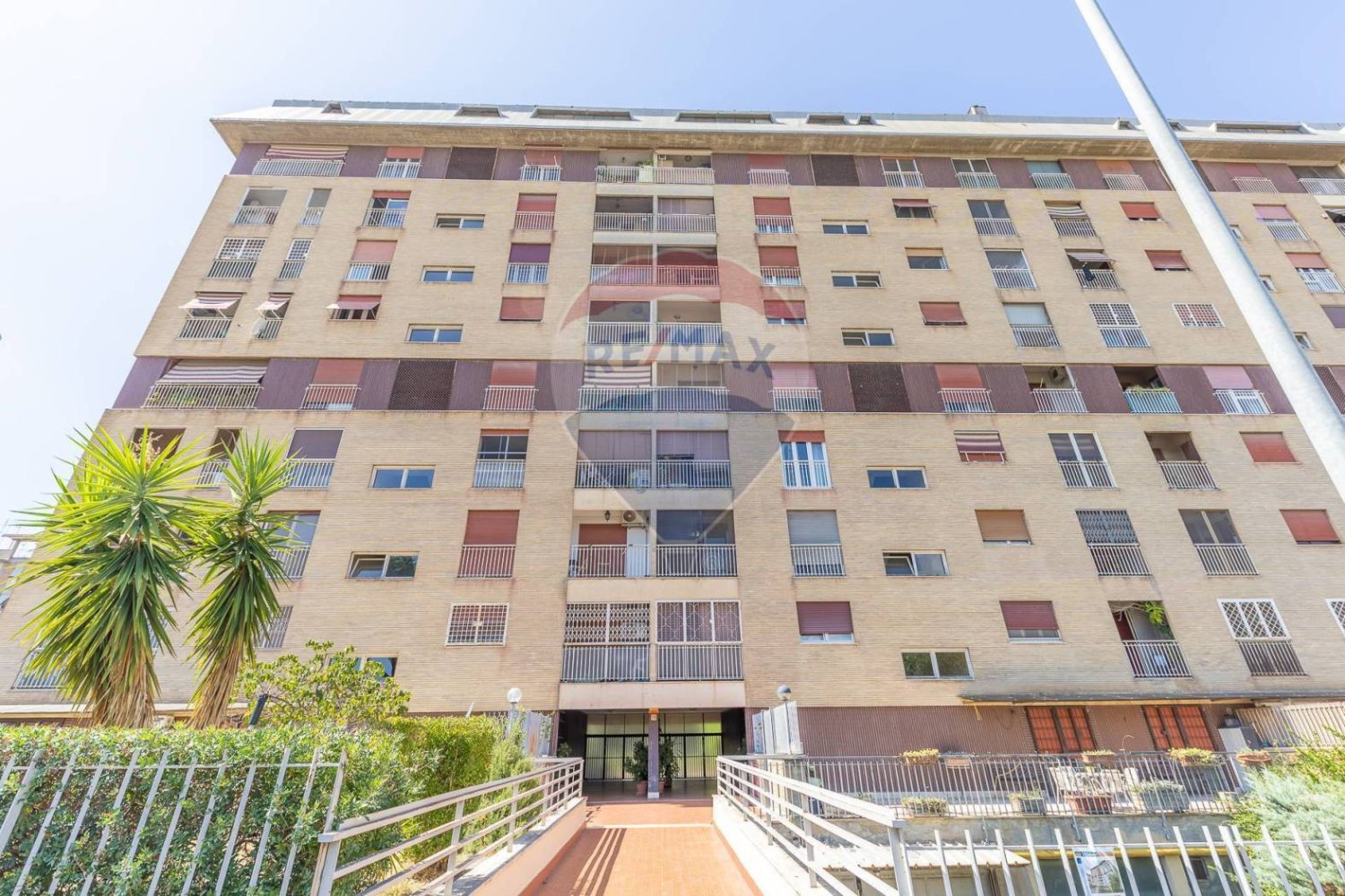 3 bedrooms Apartment in Rome, Italy No. 386301