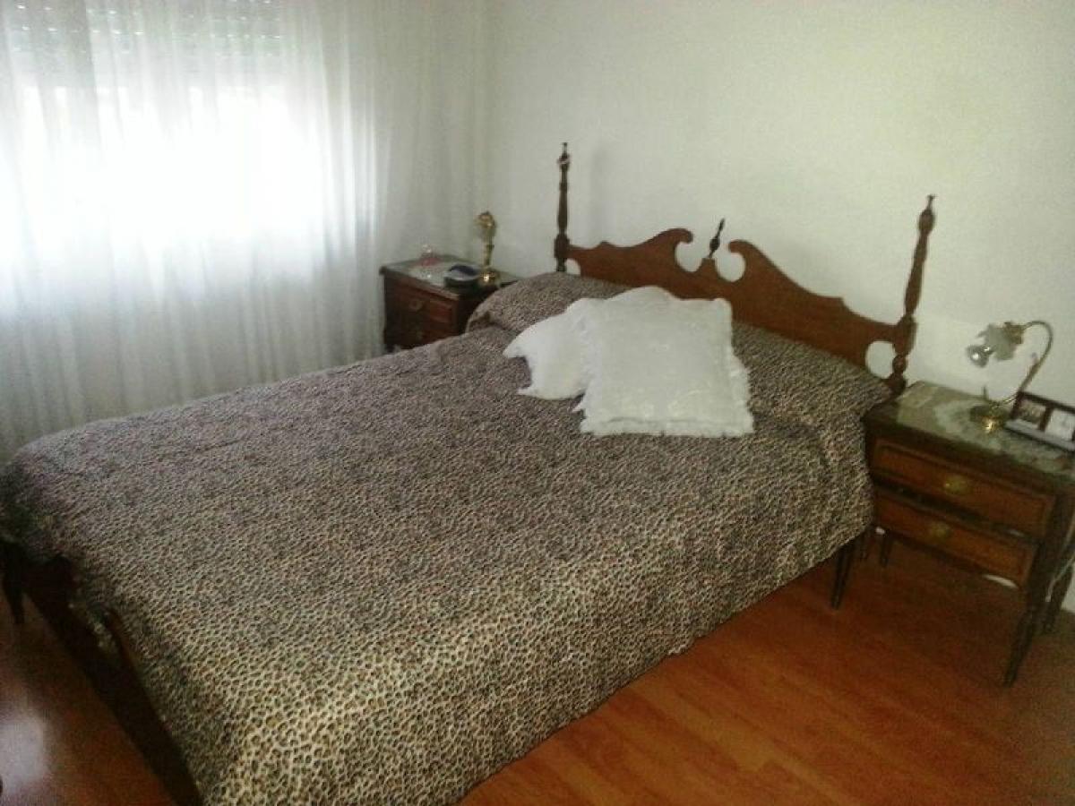 2 bedrooms House in Mar del Plata, Argentina No. 73480