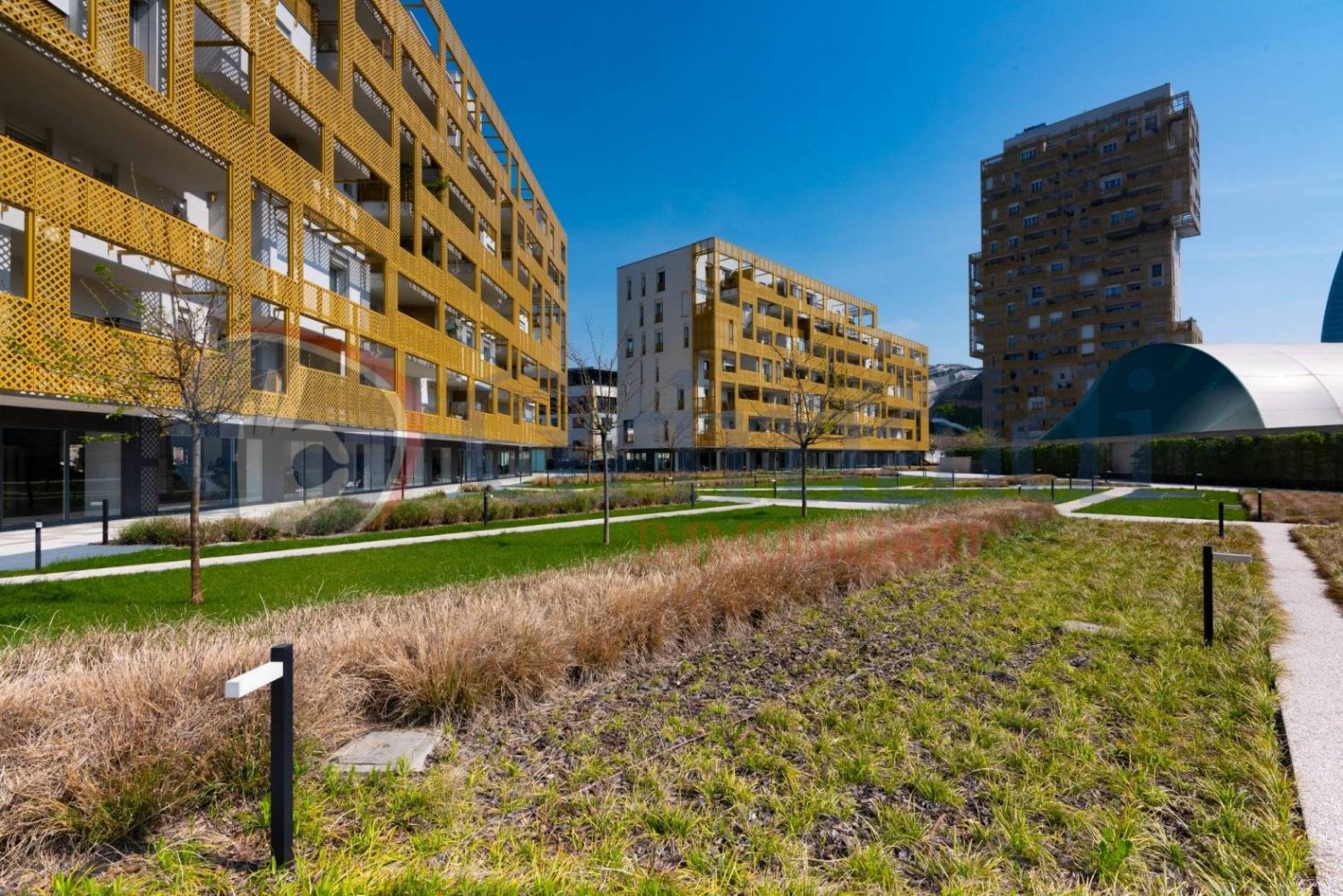 2 bedrooms Apartment in Milan, Italy No. 260722