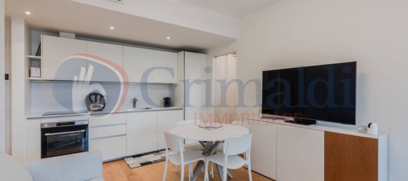 2 bedrooms Apartment in Milan, Italy No. 260722 3