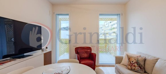 2 bedrooms Apartment in Milan, Italy No. 260722 5