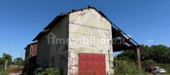 4 bedrooms House in Trecate, Italy No. 289885 13