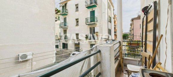 2 rooms Apartment in Rome, Italy No. 2009 13