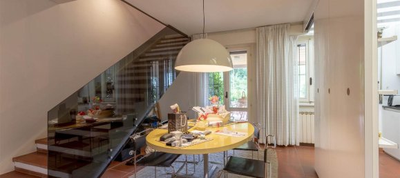 7 rooms House in Calenzano, Italy No. 36121 8