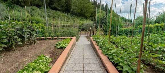 7 rooms House in Calenzano, Italy No. 36121 17