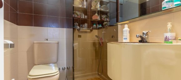 7 rooms House in Calenzano, Italy No. 36121 6