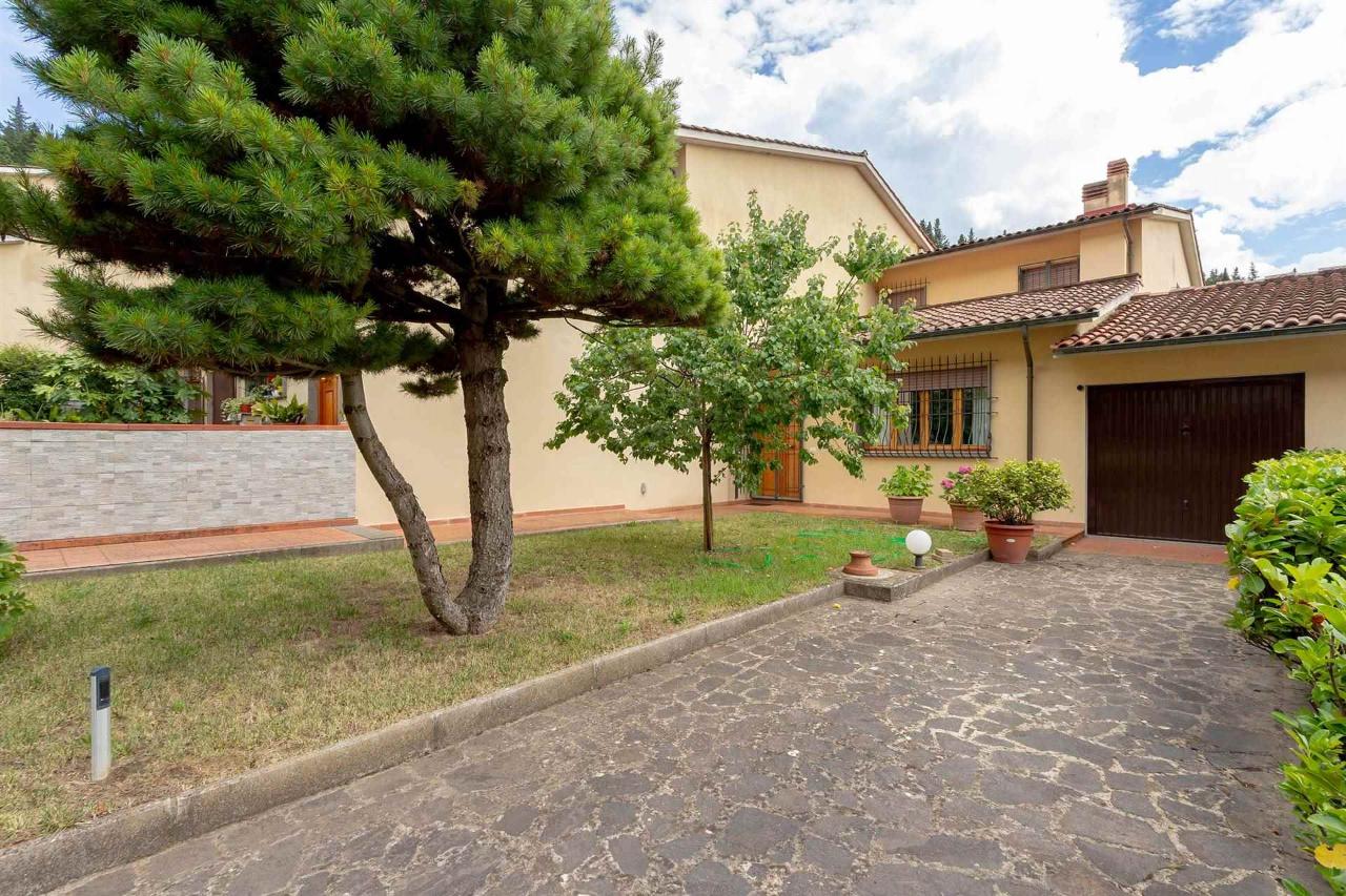 7 rooms House in Calenzano, Italy No. 36121