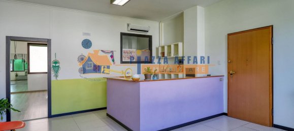 Propriété commerciale à Castiglione Olona, Italy 164m² No. 264493 3